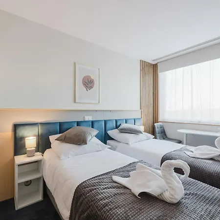 Silver - - By Kramm Apart Otel Poznan